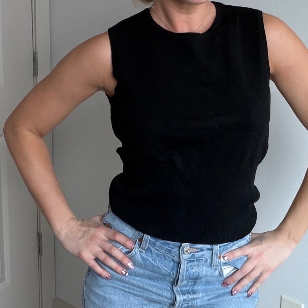 Vintage Y2K August Silk Sleeveless Black Tank‎ Top